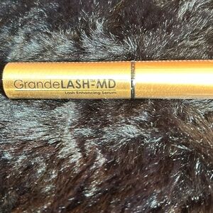 Generic kosmetyk. LASH MD Lash Enhancing Serum